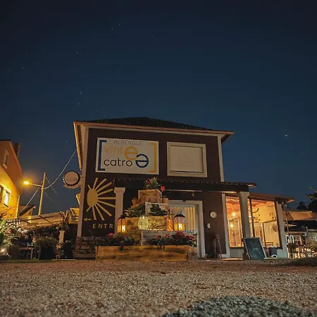 Vintecatro Hostel