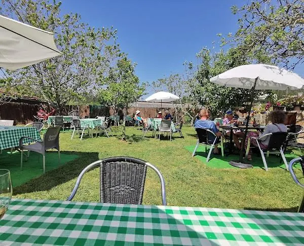 Vintecatro Hostel Caldas De Reis